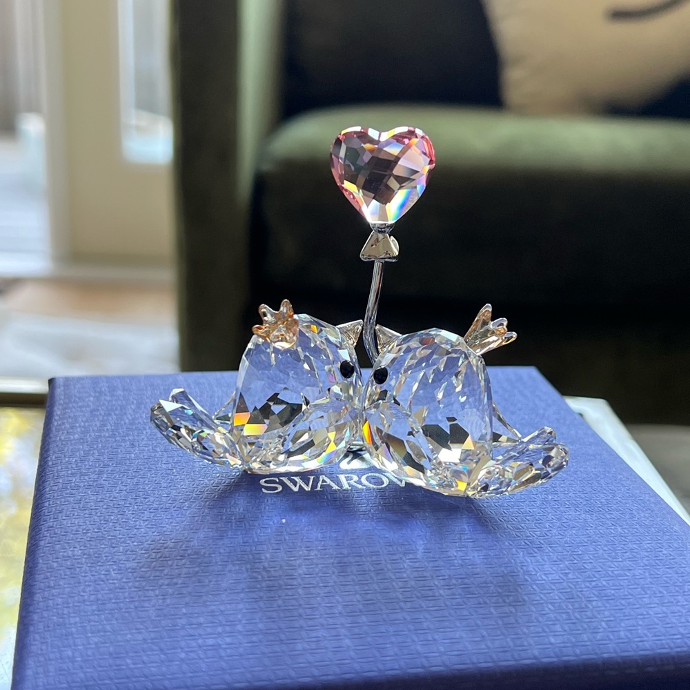 SWAROVSKI Love Birds, Pink Heart Light